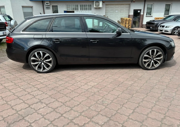 Audi A4 cena 42900 przebieg: 230000, rok produkcji 2012 z Radom małe 154